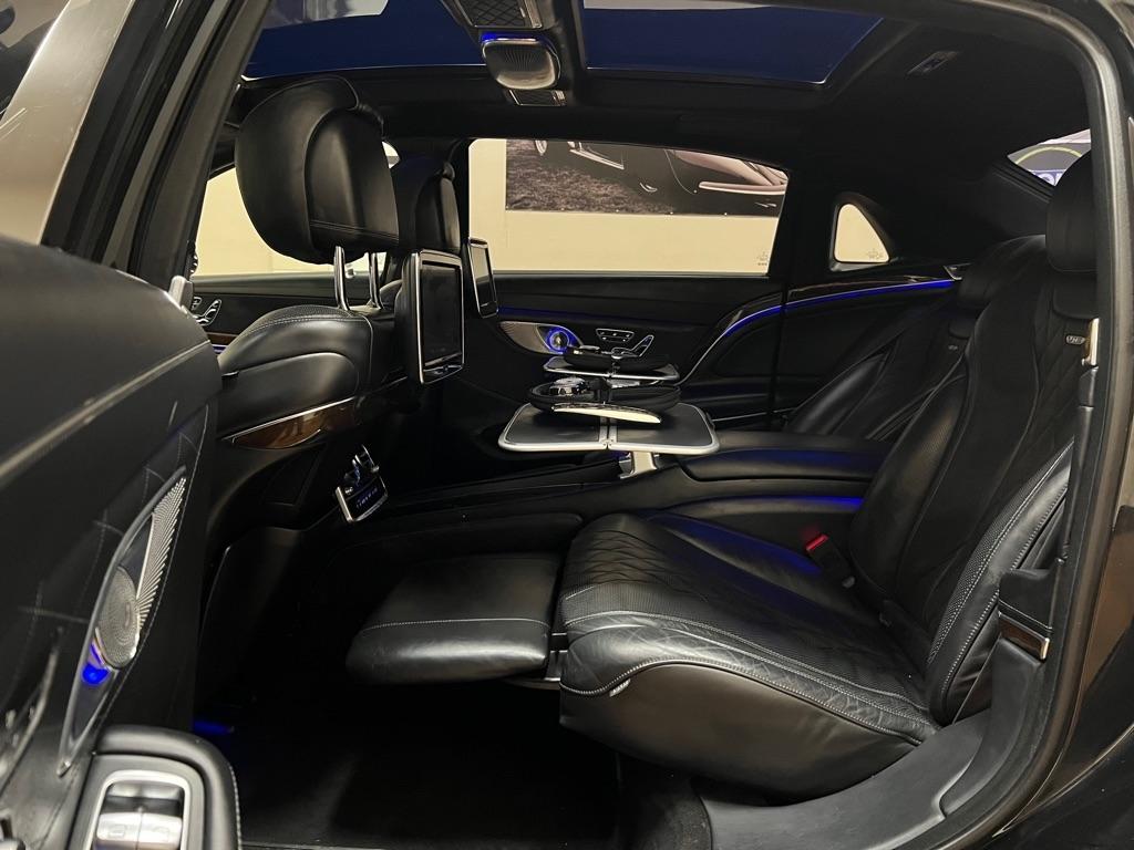 Mercedes-Benz S-Class 4dr Sdn Maybach S 600 RWD 2016