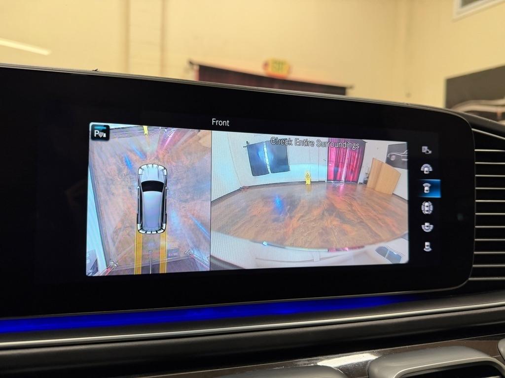 Mercedes-Benz GLS Maybach GLS 600 4MATIC SUV 2023