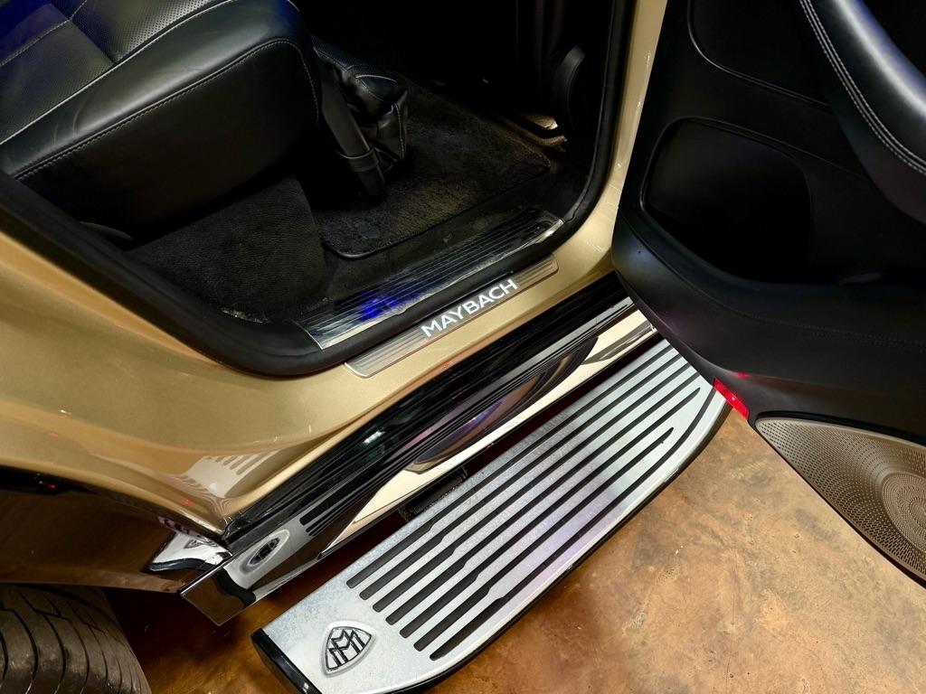 Mercedes-Benz GLS Maybach GLS 600 4MATIC SUV 2023