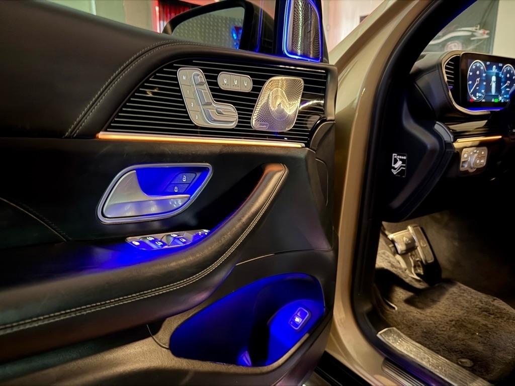 Mercedes-Benz GLS Maybach GLS 600 4MATIC SUV 2023