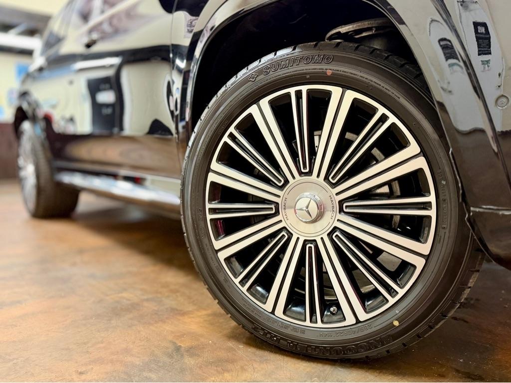 Mercedes-Benz GLS Maybach GLS 600 4MATIC SUV 2023