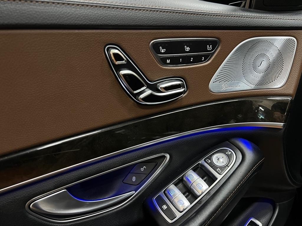Mercedes-Benz S-Class 4dr Sdn S 550 4MATIC 2014