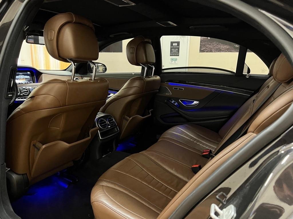 Mercedes-Benz S-Class 4dr Sdn S 550 4MATIC 2014