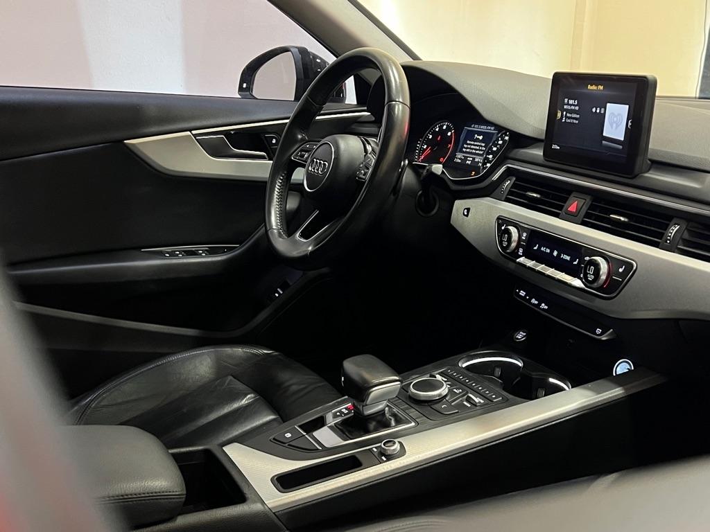 Audi A4 2.0 TFSI ultra Tech Premium S Tronic FWD 2018