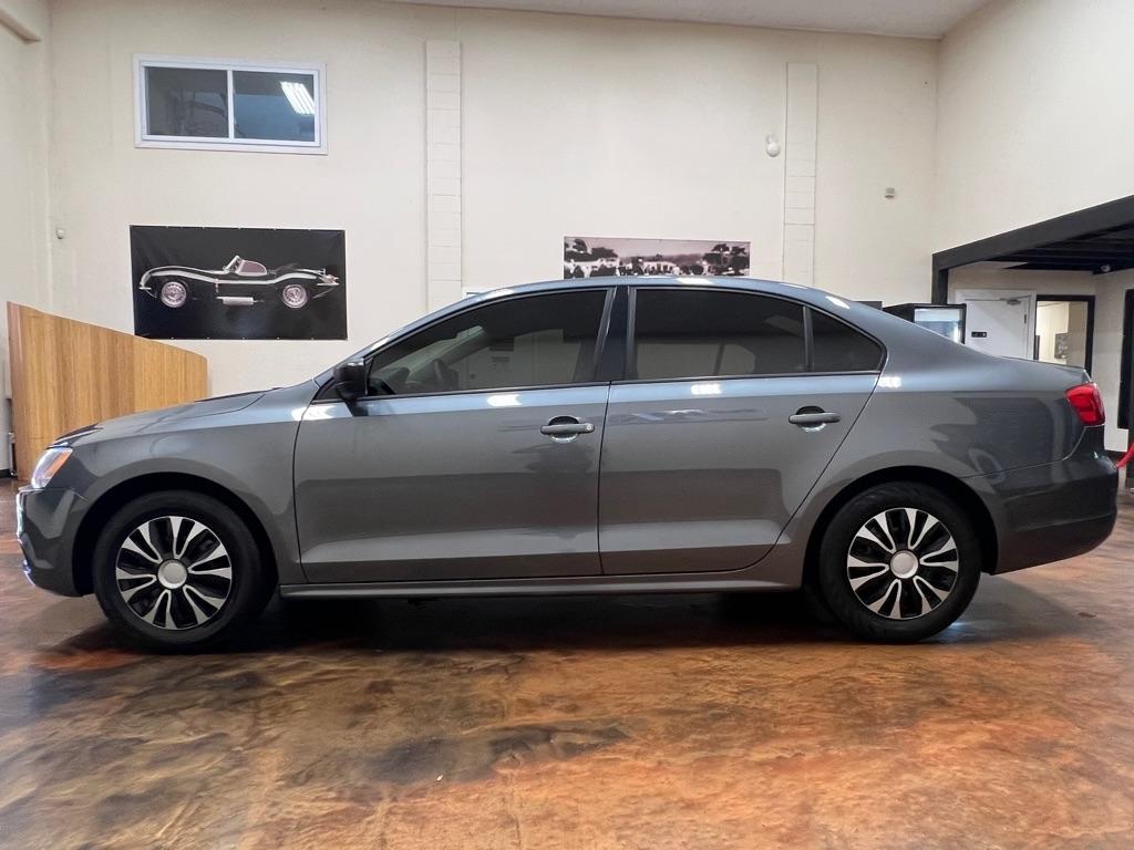 Volkswagen Jetta Sedan 4dr Auto S 2014