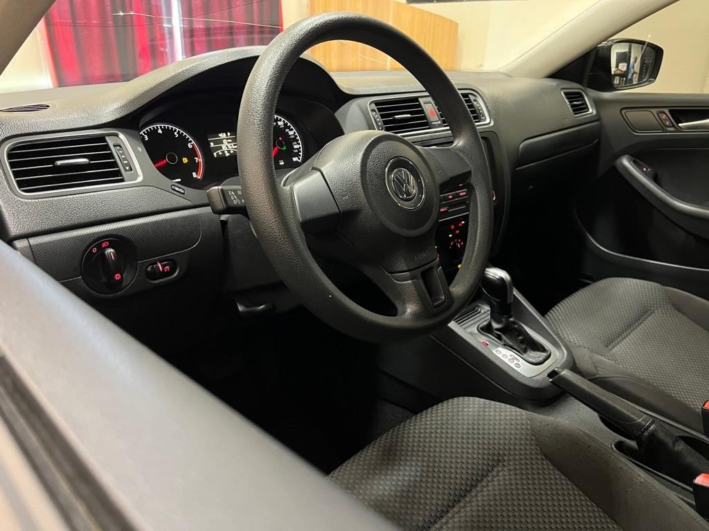 Volkswagen Jetta Sedan 4dr Auto S 2014