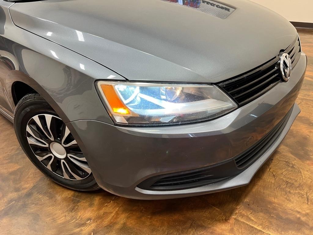 Volkswagen Jetta Sedan 4dr Auto S 2014