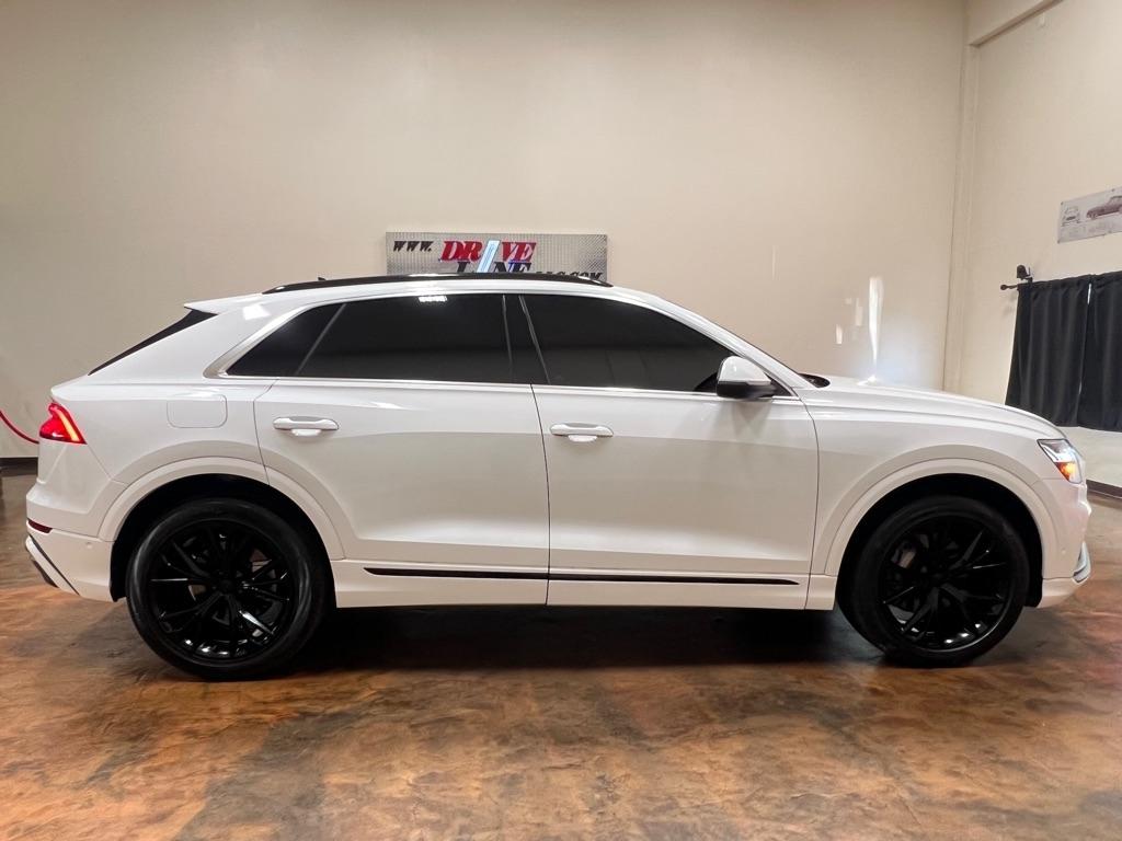 Audi Q8 Premium Plus 55 TFSI quattro 2021