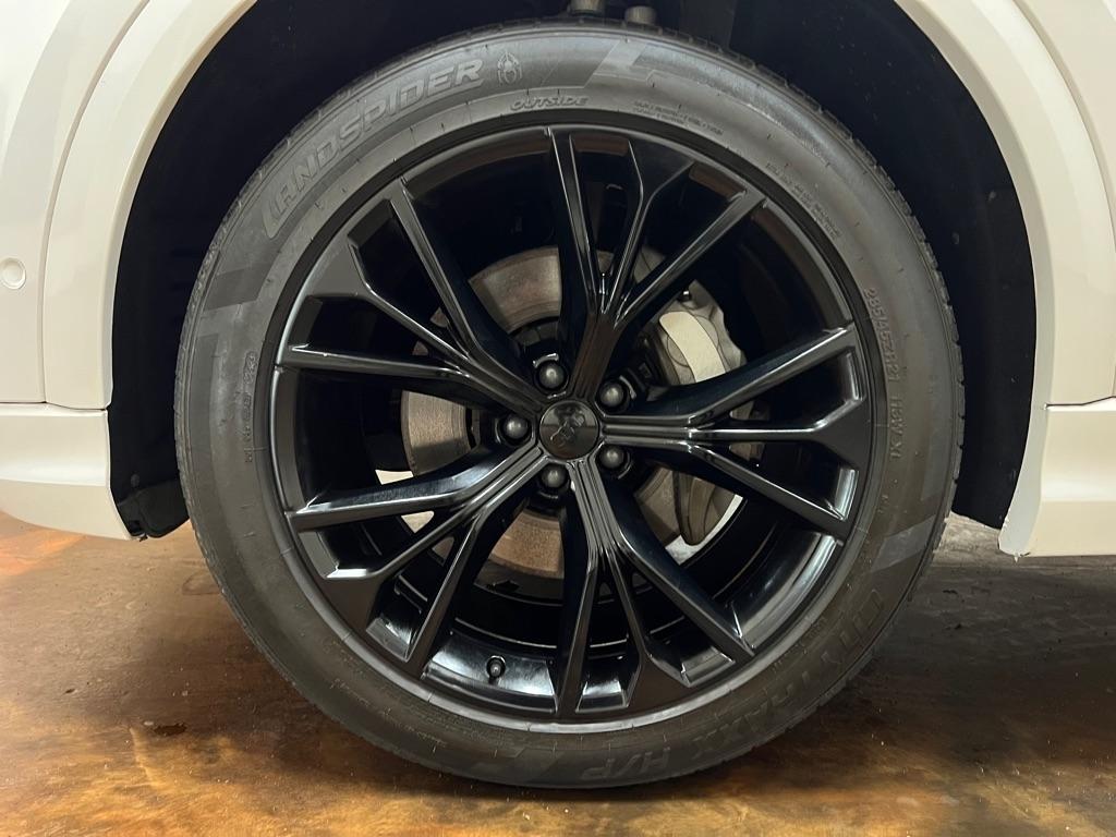 Audi Q8 Premium Plus 55 TFSI quattro 2021