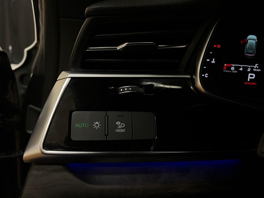 Audi Q8 Premium Plus 55 TFSI quattro 2021