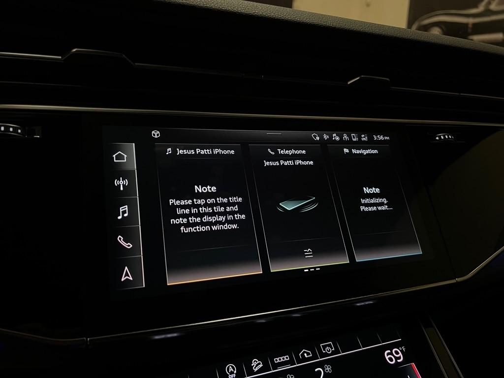 Audi Q8 Premium Plus 55 TFSI quattro 2021