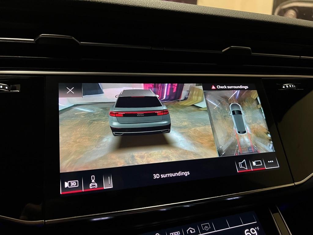 Audi Q8 Premium Plus 55 TFSI quattro 2021