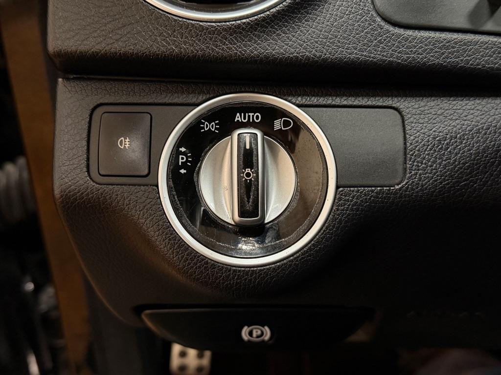 Mercedes-Benz C-Class 4dr Sdn C 250 Sport RWD 2014