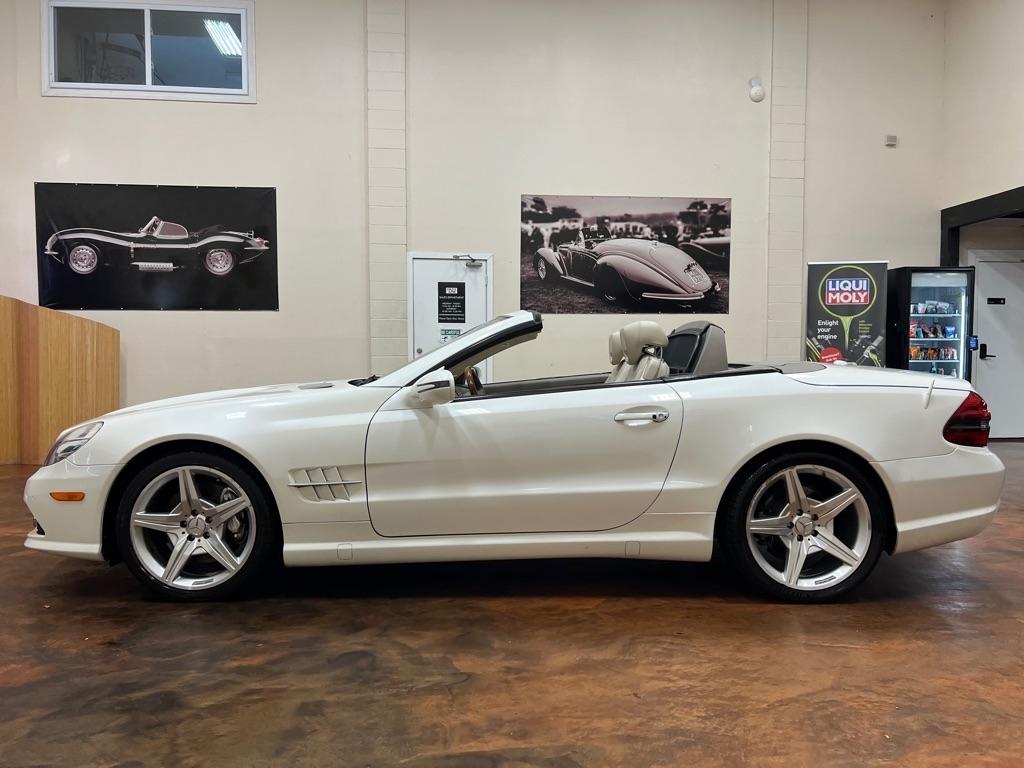 Mercedes-Benz SL-Class 2dr Roadster 5.5L V8 2009