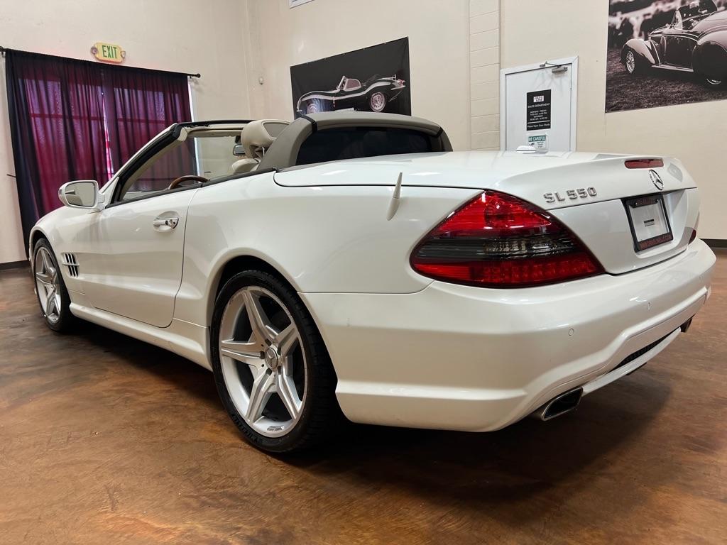 Mercedes-Benz SL-Class 2dr Roadster 5.5L V8 2009