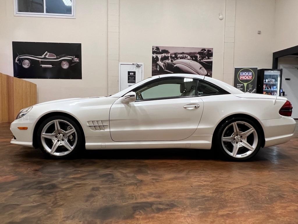 Mercedes-Benz SL-Class 2dr Roadster 5.5L V8 2009