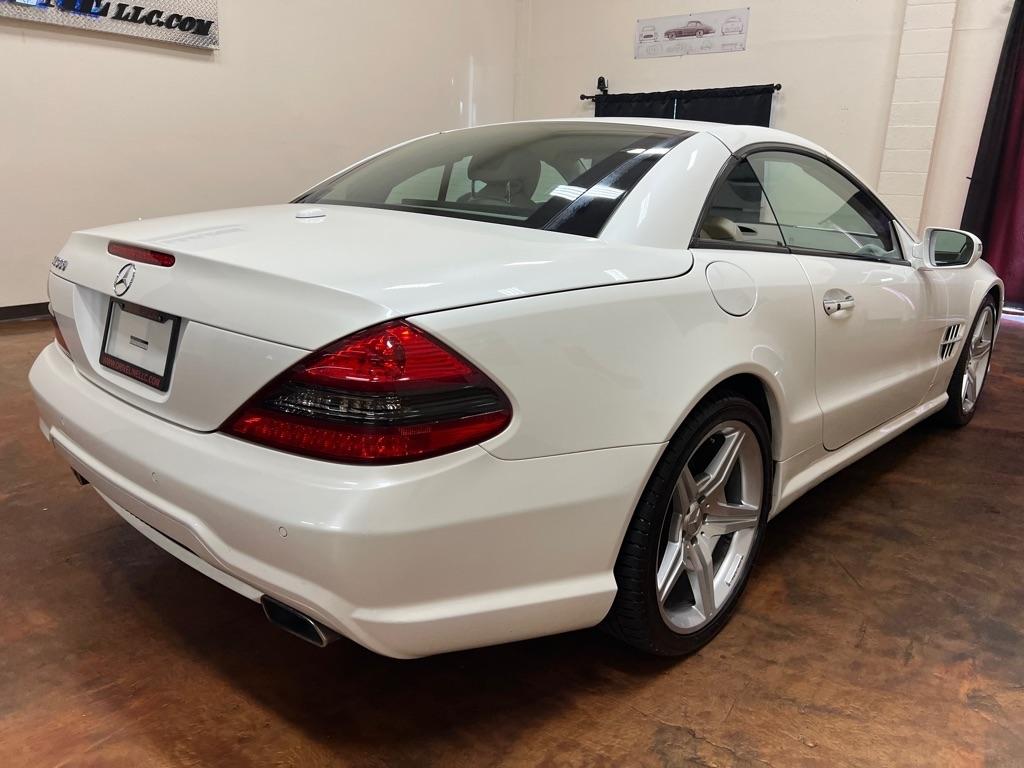 Mercedes-Benz SL-Class 2dr Roadster 5.5L V8 2009