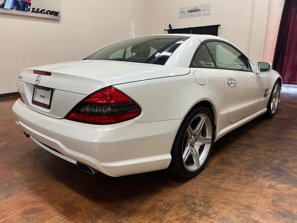 Mercedes-Benz SL-Class 2dr Roadster 5.5L V8 2009
