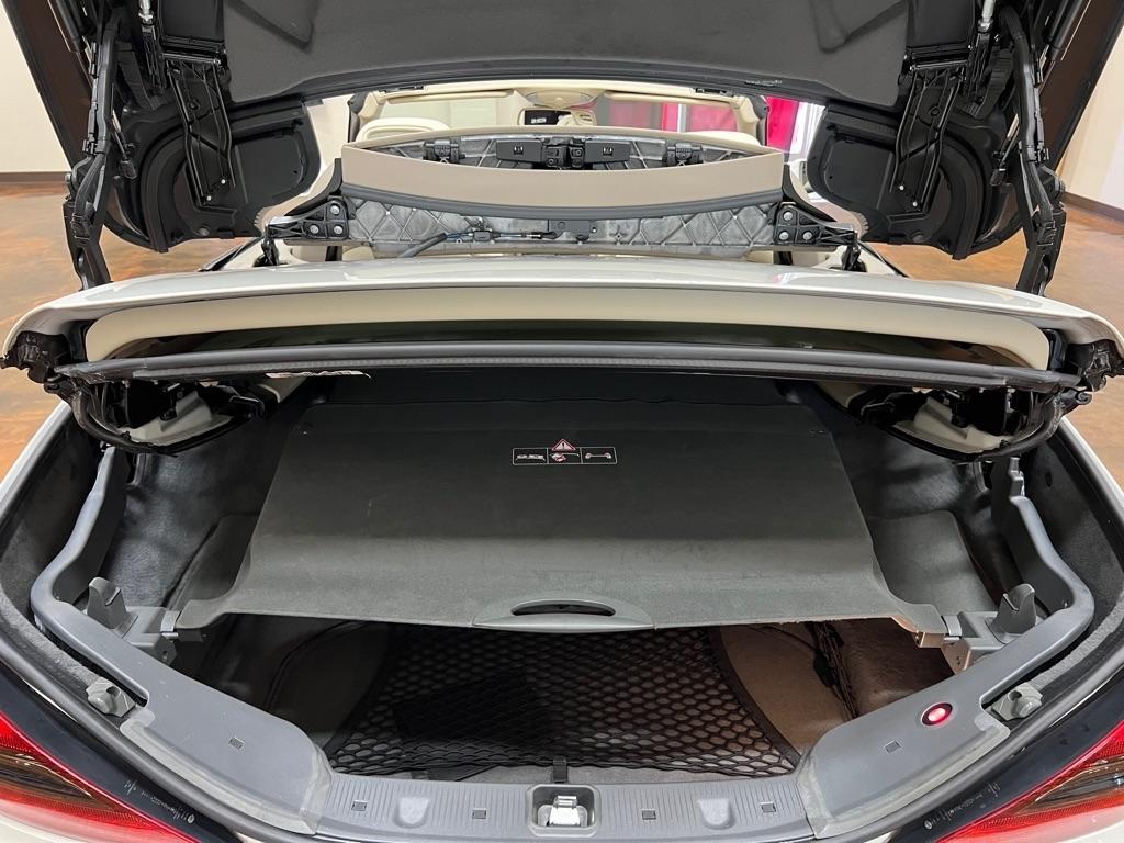 Mercedes-Benz SL-Class 2dr Roadster 5.5L V8 2009