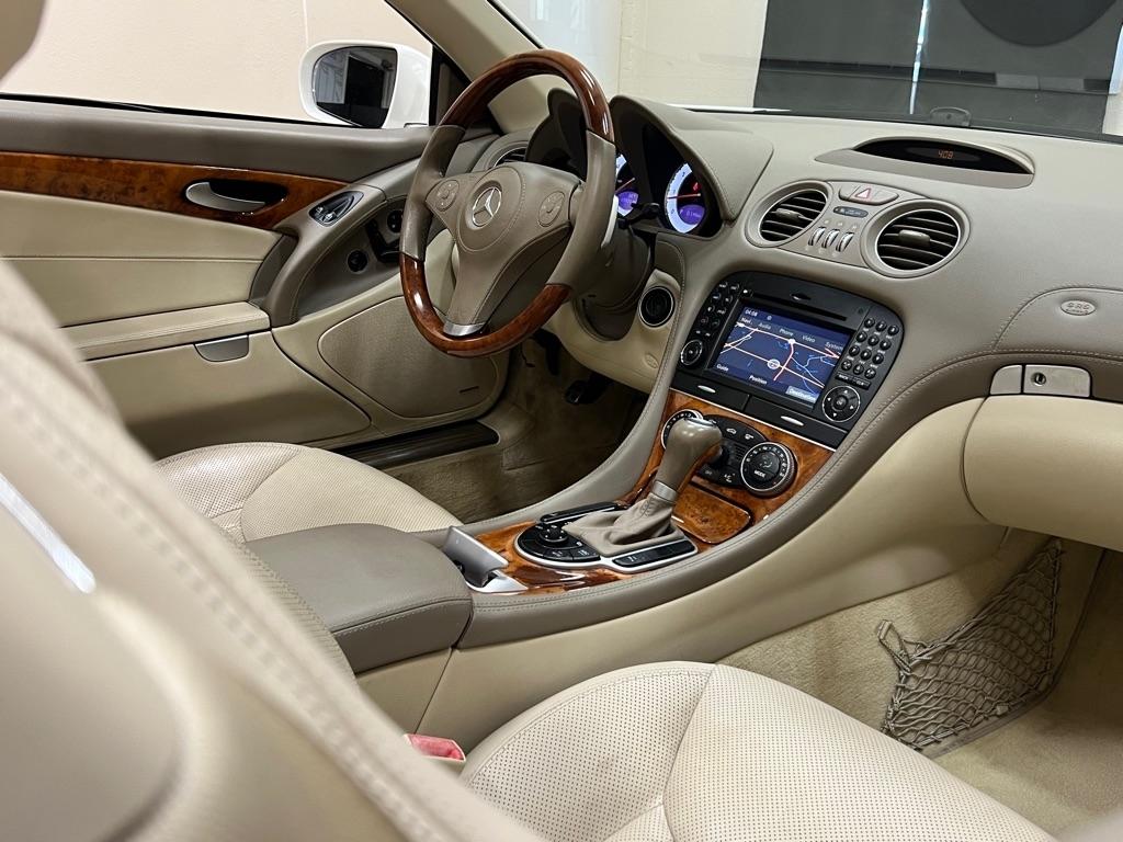 Mercedes-Benz SL-Class 2dr Roadster 5.5L V8 2009