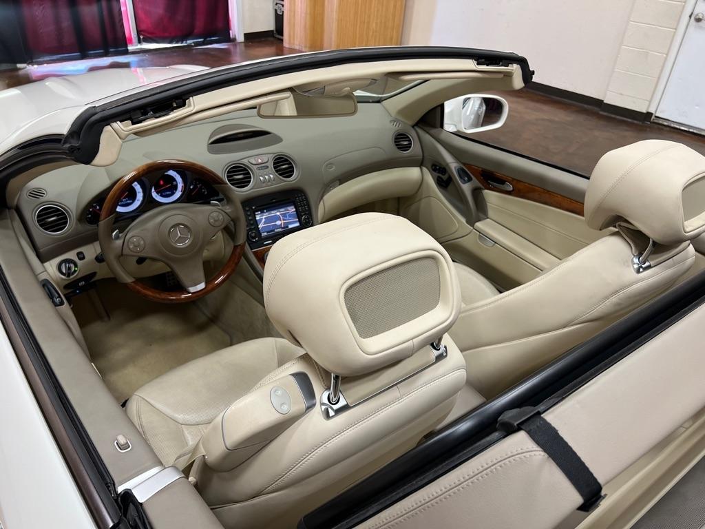 Mercedes-Benz SL-Class 2dr Roadster 5.5L V8 2009