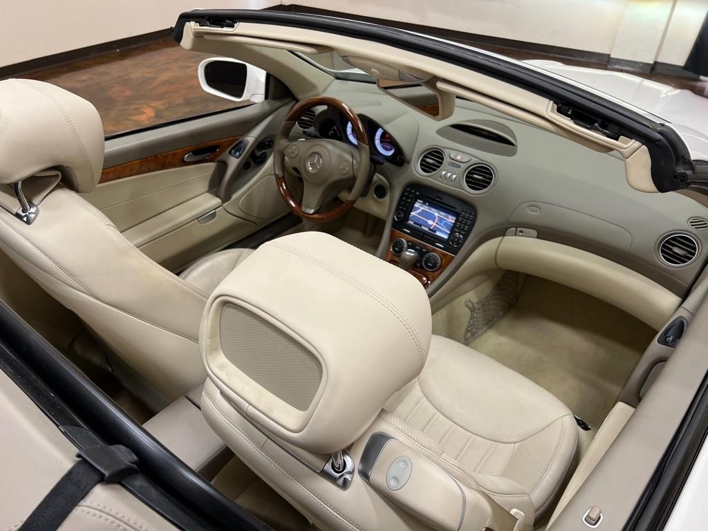 Mercedes-Benz SL-Class 2dr Roadster 5.5L V8 2009