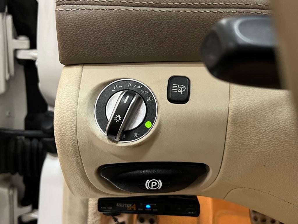 Mercedes-Benz SL-Class 2dr Roadster 5.5L V8 2009