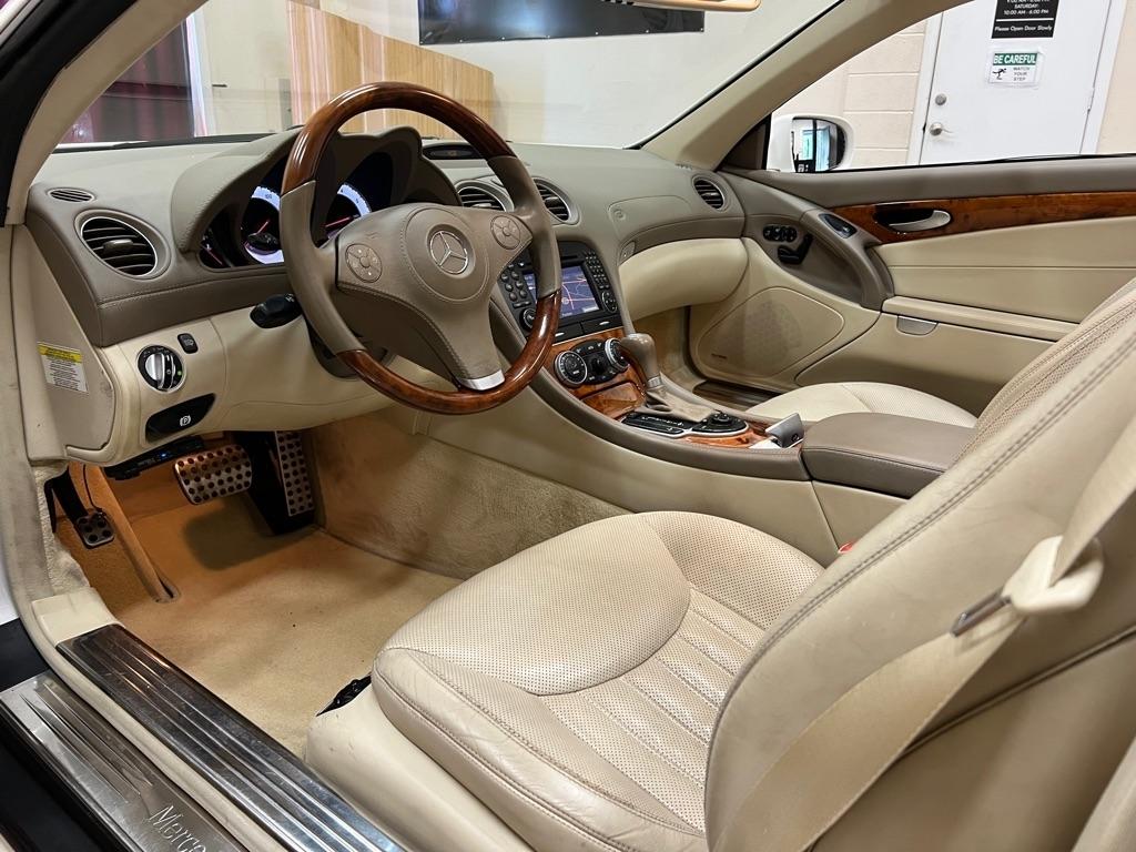 Mercedes-Benz SL-Class 2dr Roadster 5.5L V8 2009