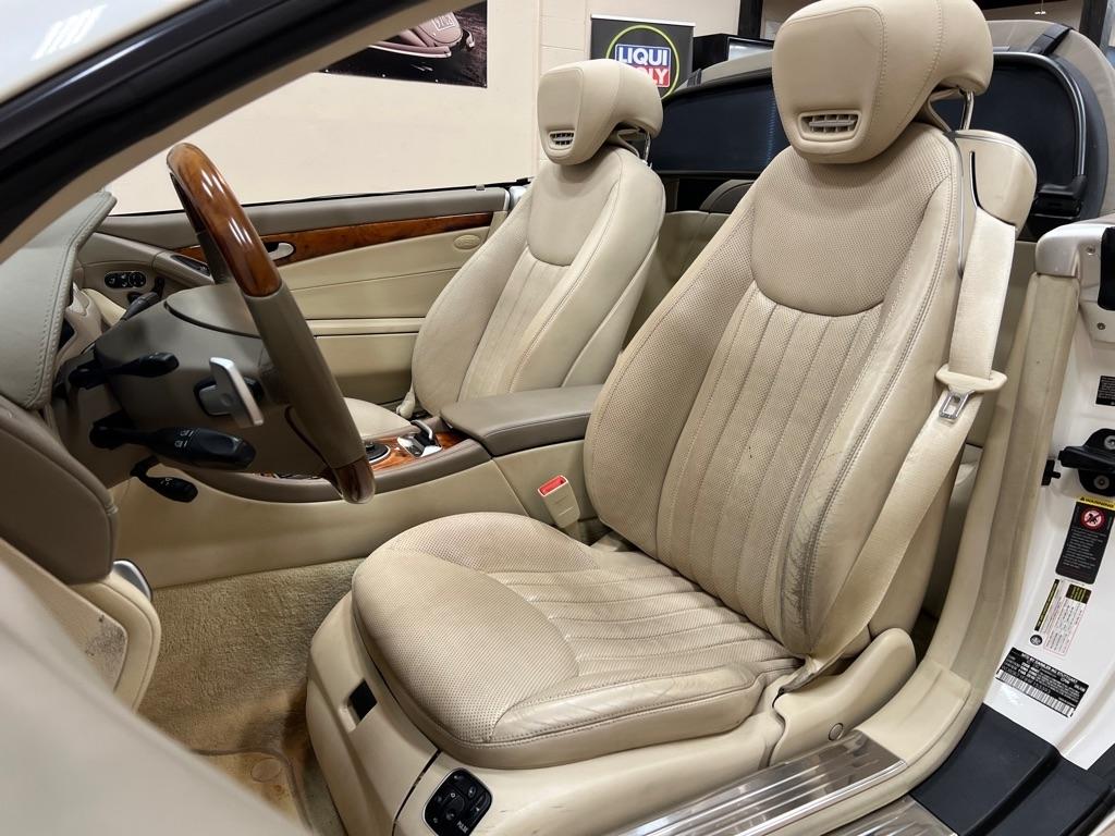 Mercedes-Benz SL-Class 2dr Roadster 5.5L V8 2009