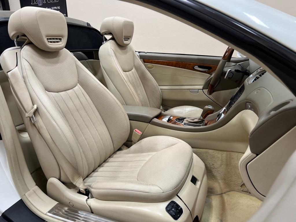 Mercedes-Benz SL-Class 2dr Roadster 5.5L V8 2009