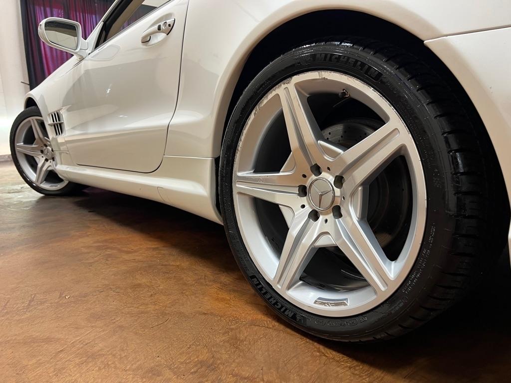 Mercedes-Benz SL-Class 2dr Roadster 5.5L V8 2009