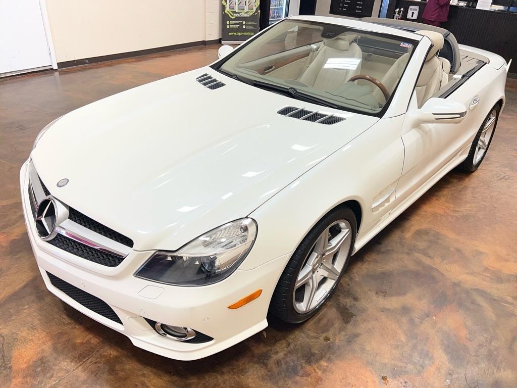 Mercedes-Benz SL-Class 2dr Roadster 5.5L V8 2009