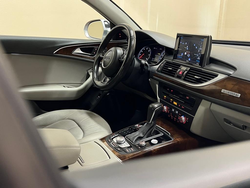 Audi A6 4dr Sdn quattro 2.0T Premium Plus 2016