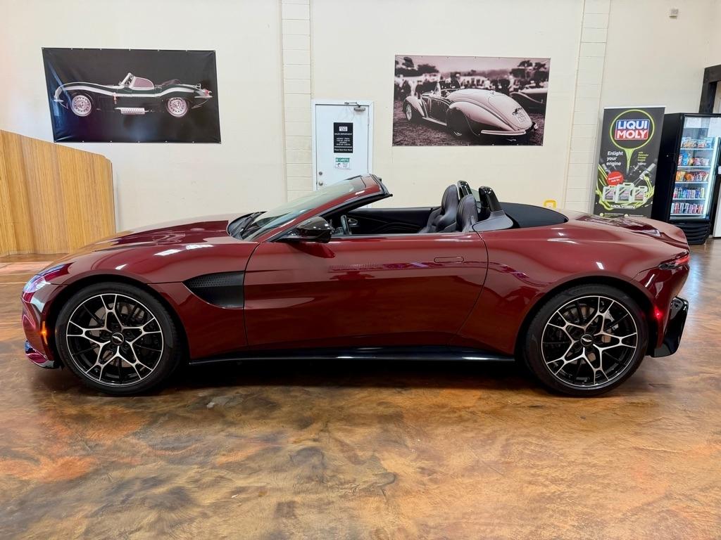Aston Martin Vantage Roadster 2021