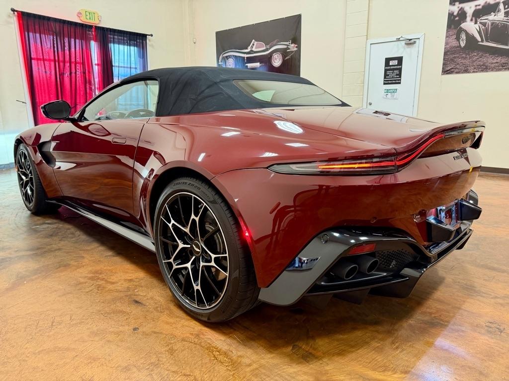 Aston Martin Vantage Roadster 2021
