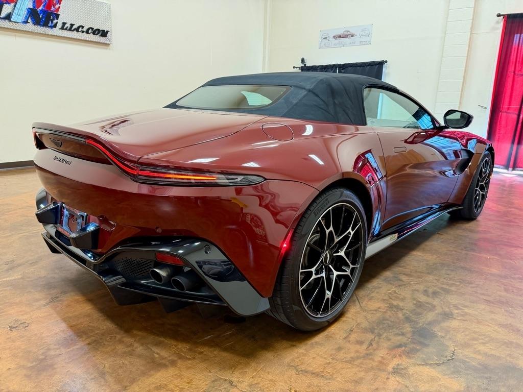 Aston Martin Vantage Roadster 2021