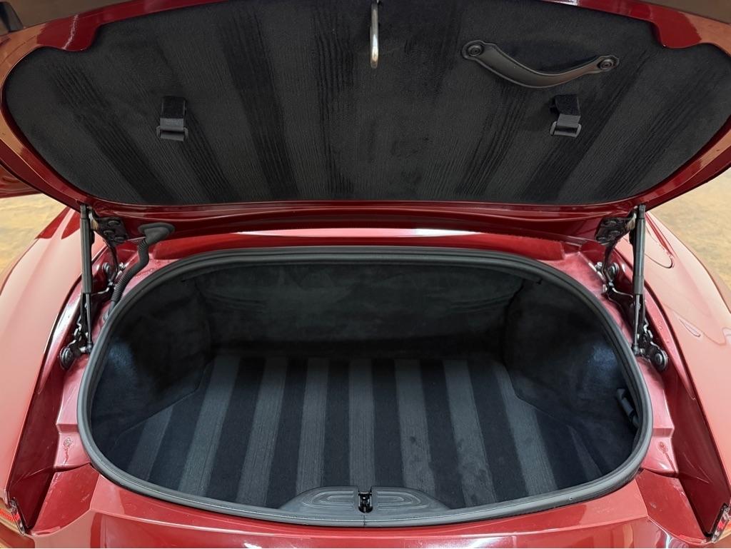 Aston Martin Vantage Roadster 2021