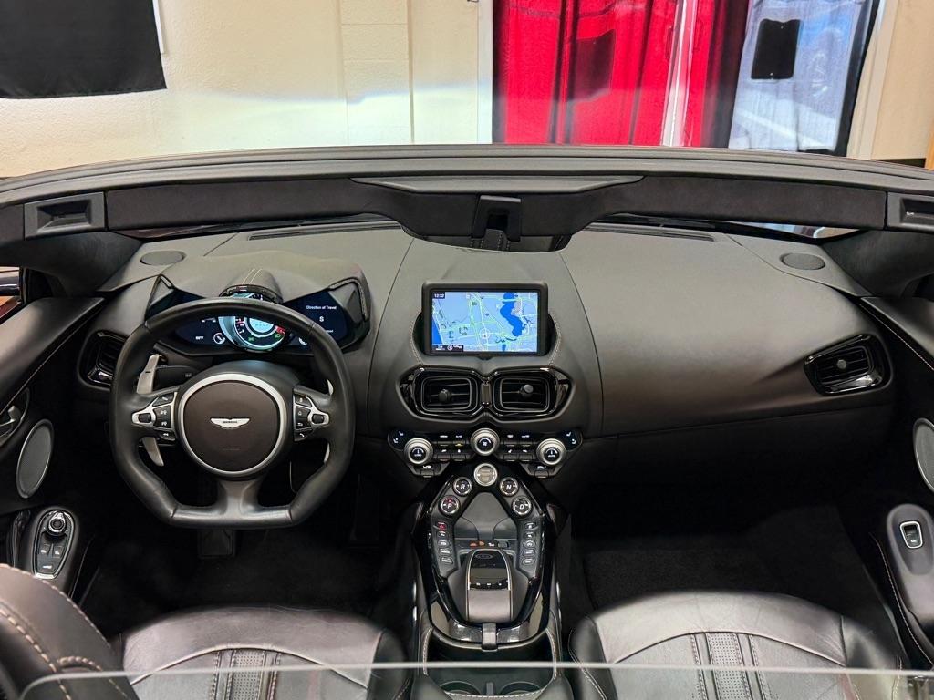 Aston Martin Vantage Roadster 2021