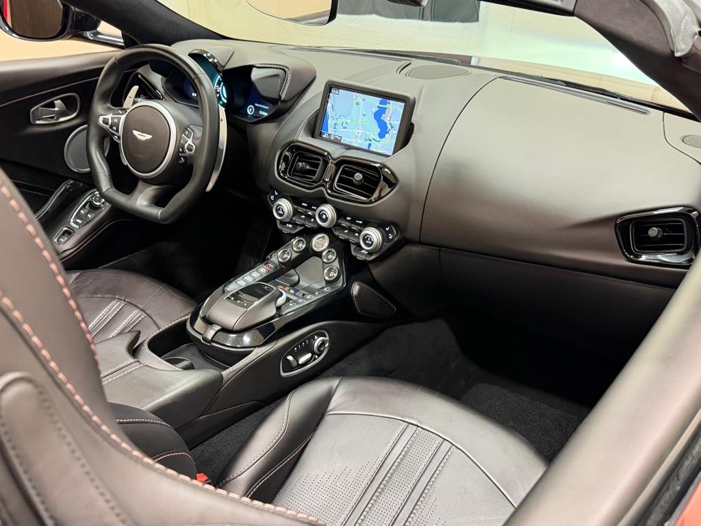 Aston Martin Vantage Roadster 2021