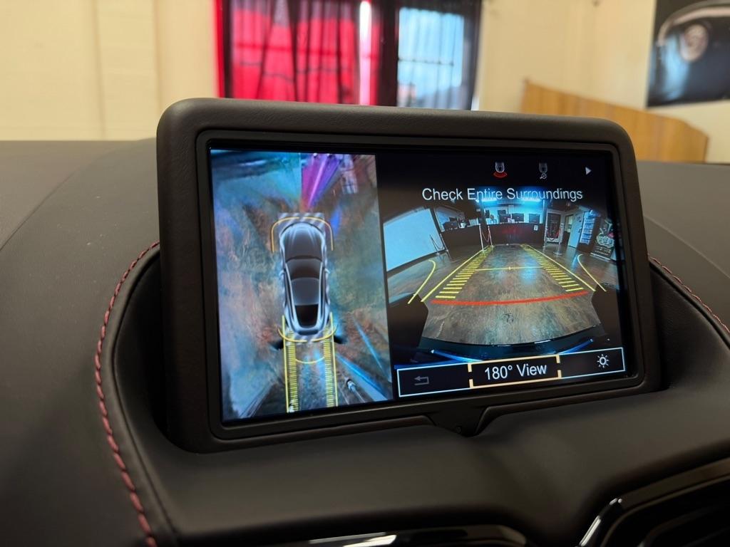 Aston Martin Vantage Roadster 2021