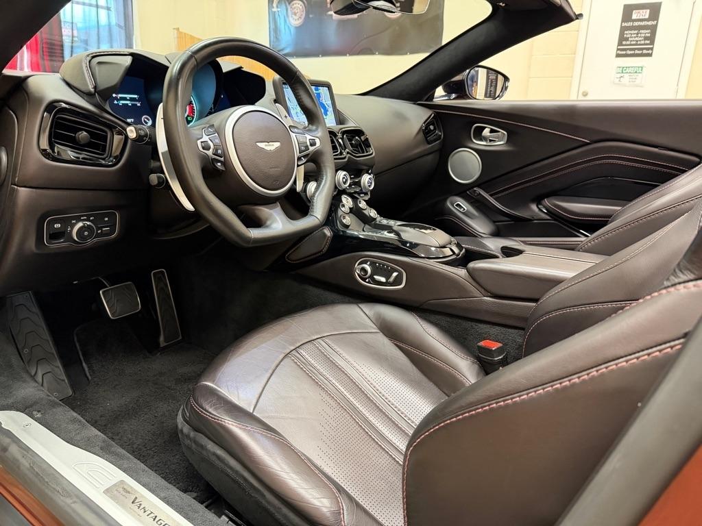 Aston Martin Vantage Roadster 2021