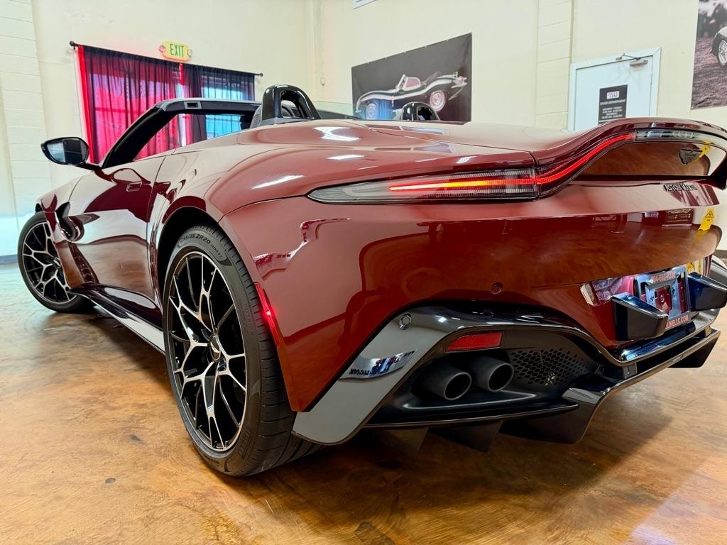 Aston Martin Vantage Roadster 2021