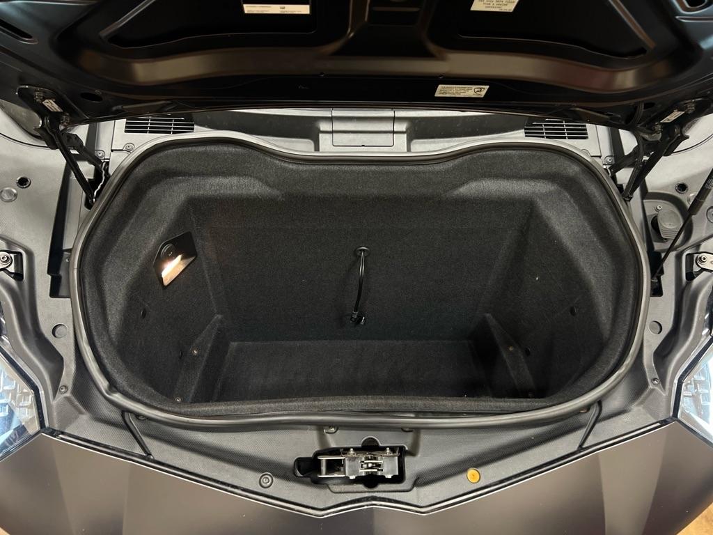 Lamborghini Aventador 2dr Cpe 2012