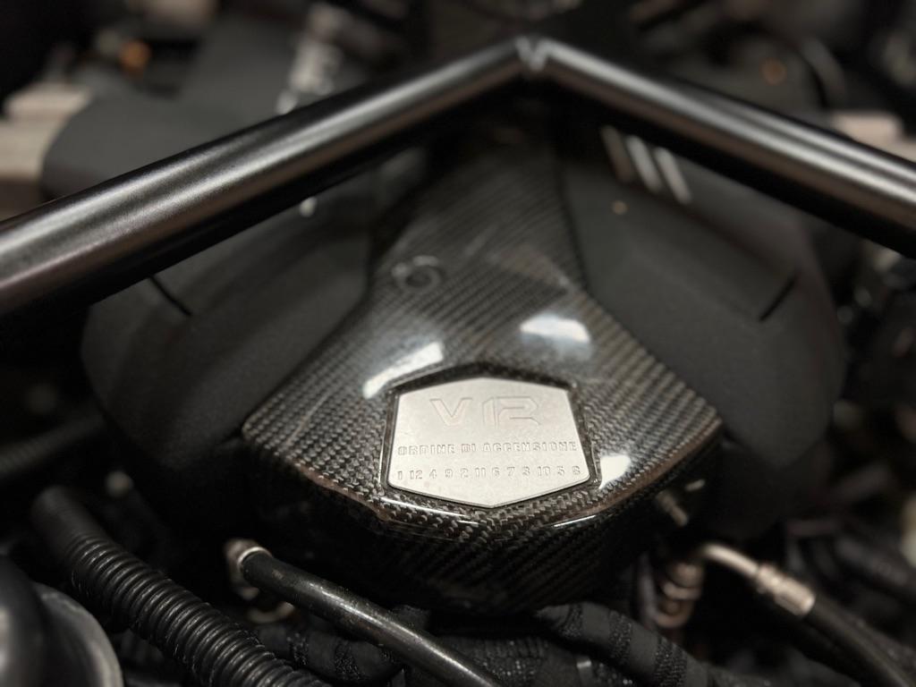 Lamborghini Aventador 2dr Cpe 2012