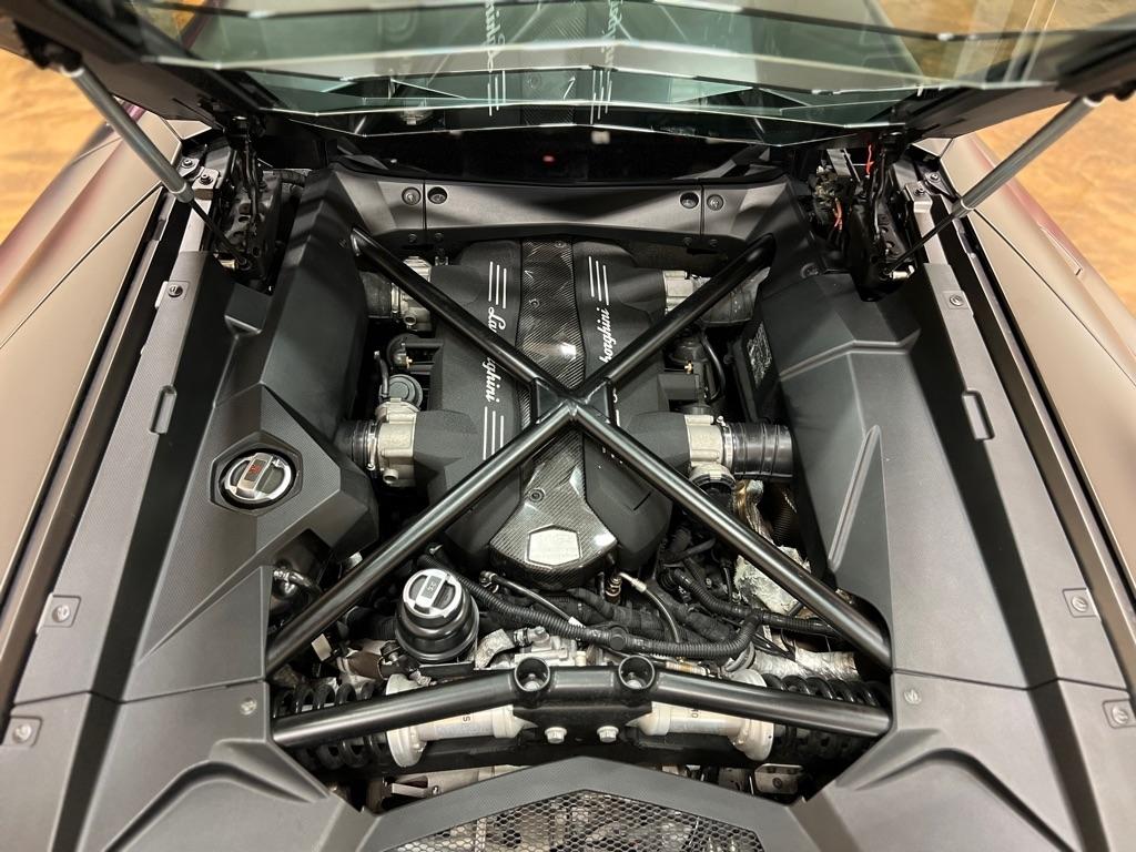 Lamborghini Aventador 2dr Cpe 2012