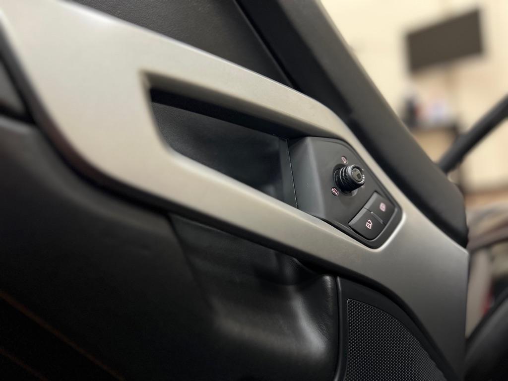 Lamborghini Aventador 2dr Cpe 2012