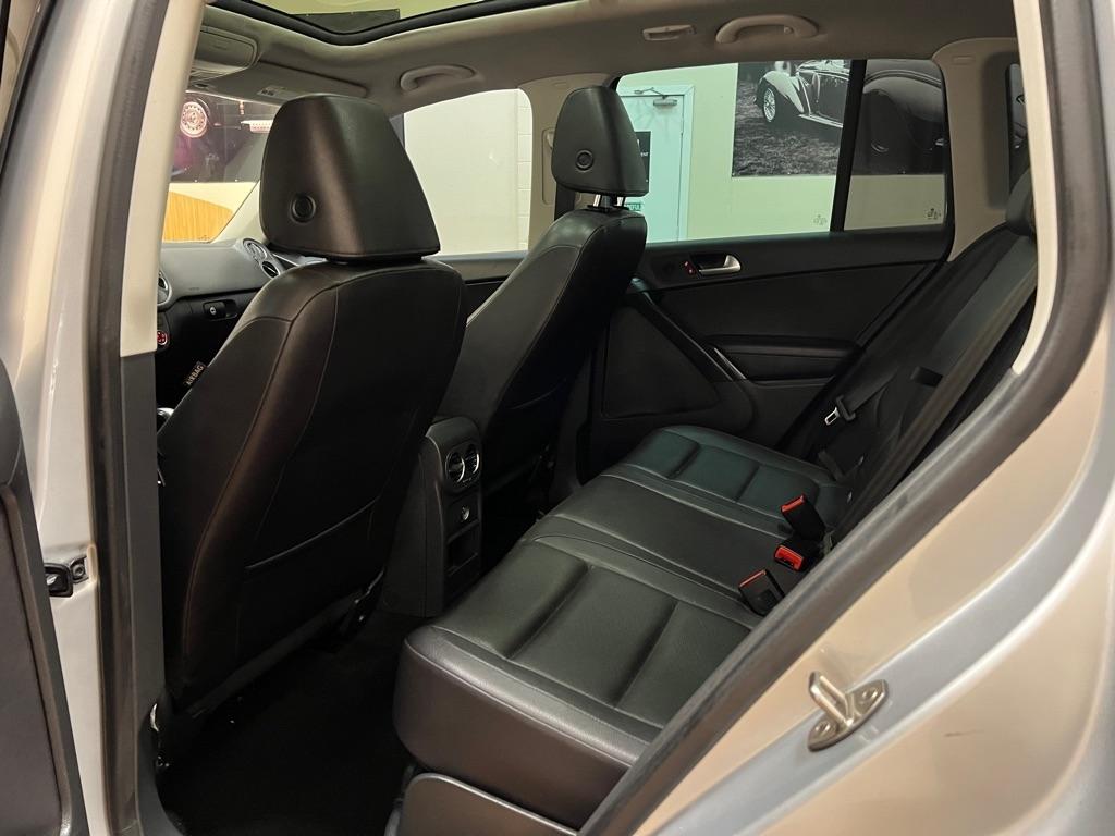 Volkswagen Tiguan 2WD 4dr Auto R-Line 2016