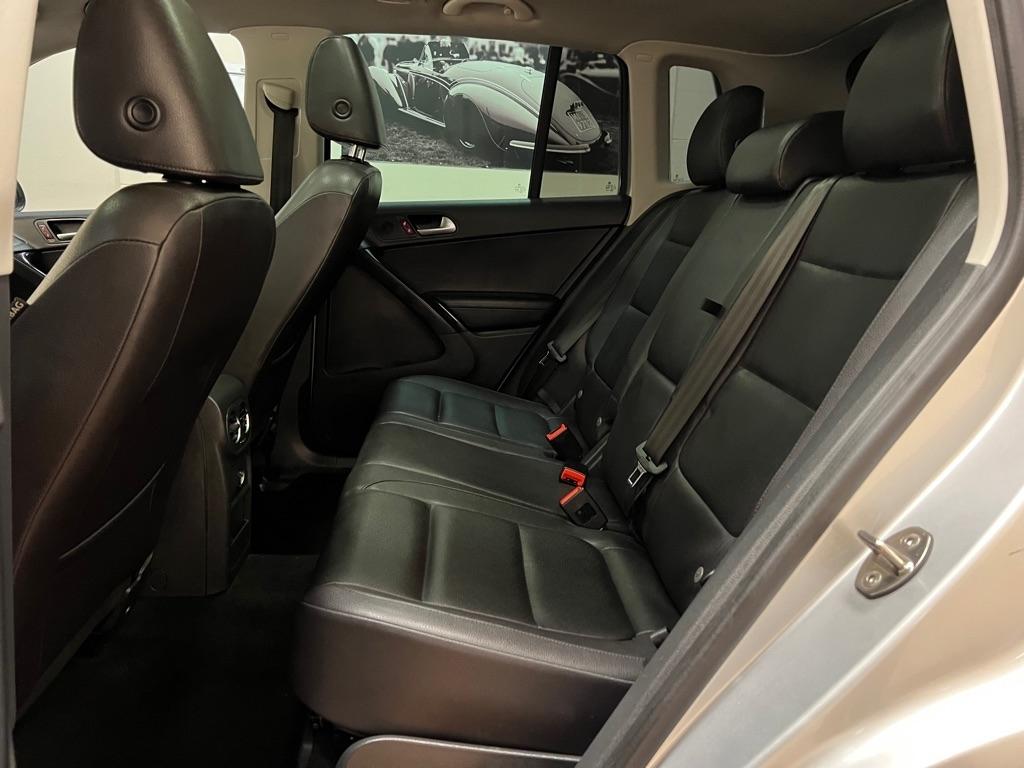 Volkswagen Tiguan 2WD 4dr Auto R-Line 2016