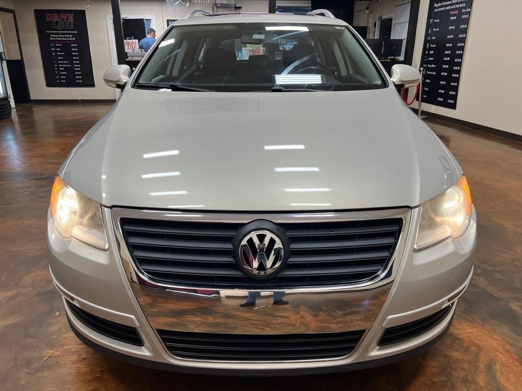 Volkswagen Passat Wagon 4dr Auto Komfort FWD 2009