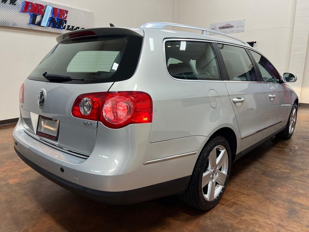 Volkswagen Passat Wagon 4dr Auto Komfort FWD 2009